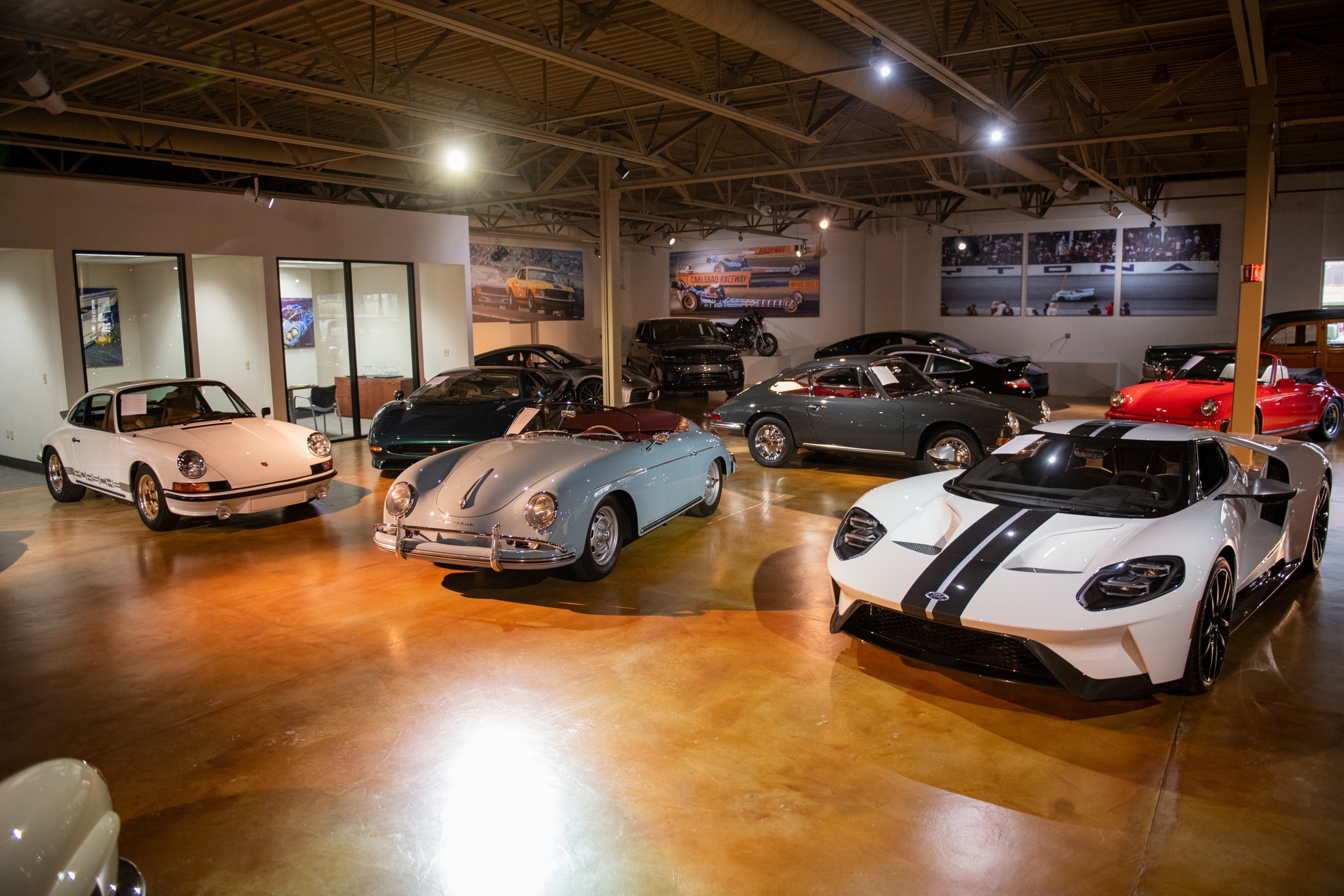 canepa-showroom (3)