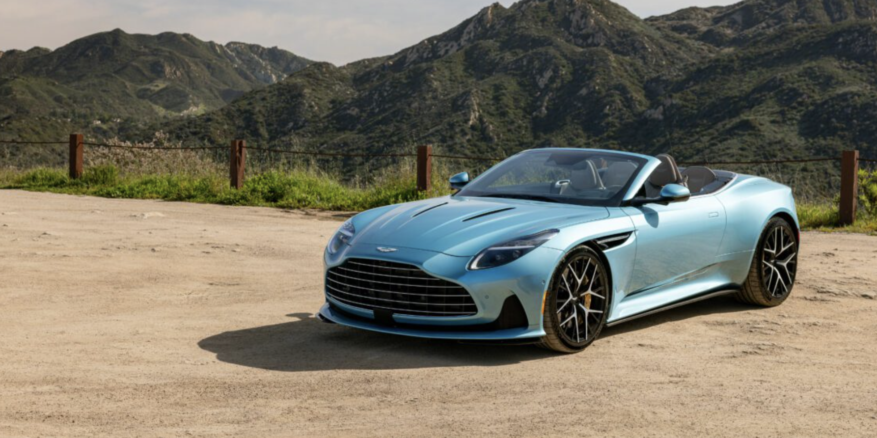  luxury automotive, Aston Martin