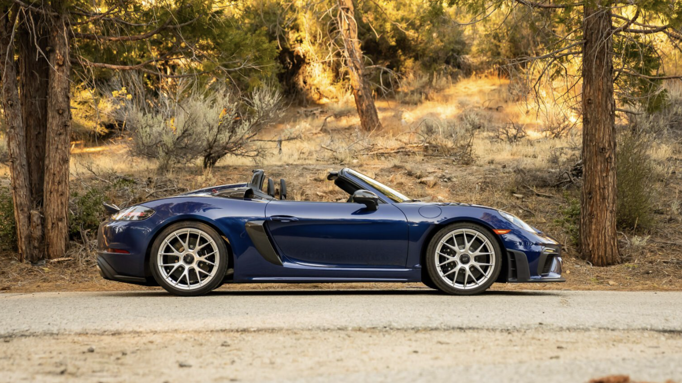 Porsche 718 Spyder RS