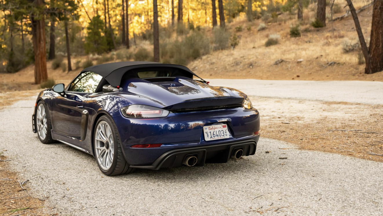 Porsche 718 Spyder RS